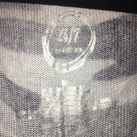 camo tie-back shirt - Picture 3 of 3